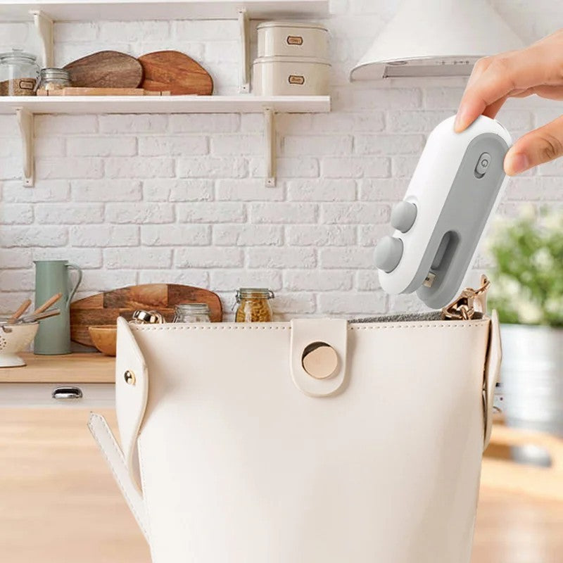 Vacuum Sealing Machine Handheld Portable Heat Sealer USB Rechargeable Kitchen Gadgets